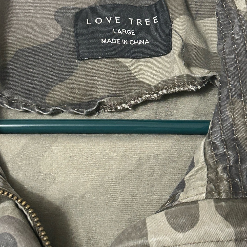 Love Tree Camouflage Jacket - Picture 10 of 15